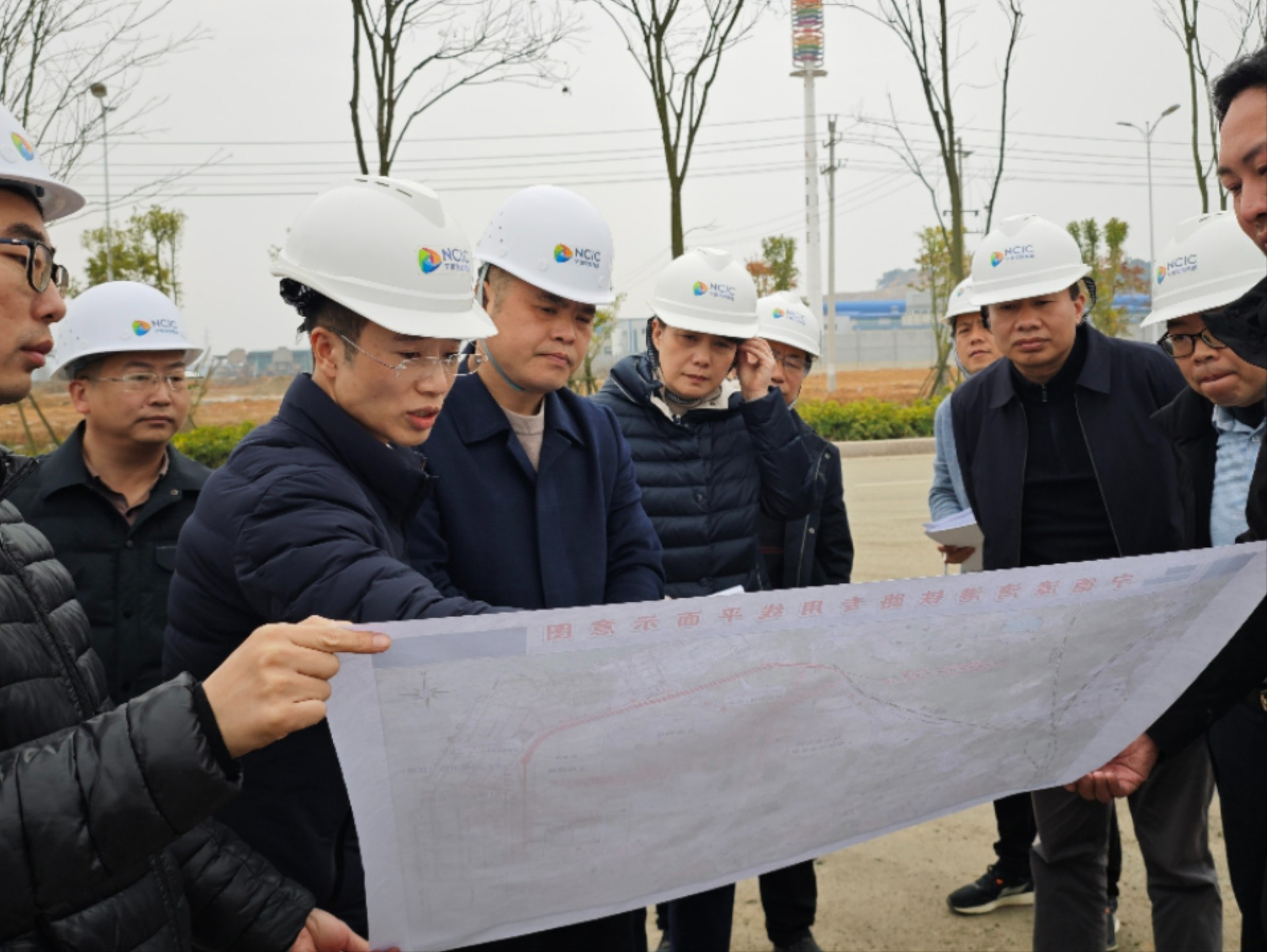 2024-2-29市交投集團(tuán)領(lǐng)導(dǎo)深入市交投物流集團(tuán)項(xiàng)目一線調(diào)研，章佳琦拍攝2.jpg